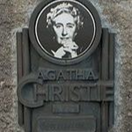 أجاثا كريستي  أعظم مؤلفة روايات جرائم في التاريخ باعت من رواياتها أكثر من مليار نسخة