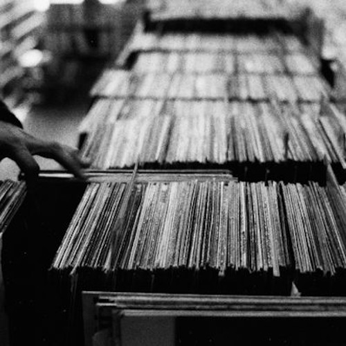 minimal gets closer (Vinyl + SoundBITE Pro)