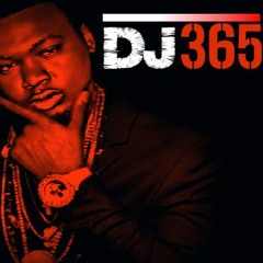 D.J 365 / Dwele days - Insecure Ft Rokit