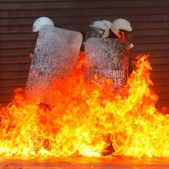 ΜΑΥΡΟΙ ΟΡΙΖΟΝΤΕΣ - ΤΑ ΠΑΙΔΙΑ ΤΟΥ ΣΑΤΑΝΑ