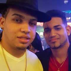 Jay Jay Ft Michael G - En La Disco Suena - Prod. By (Jay Jay)
