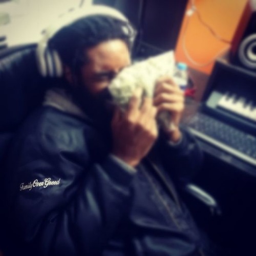 Above Below Ft Miggz - Smoke Weed [Prod. By T3SA]