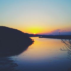 Modelo [Click 'Buy' For Free Download]
