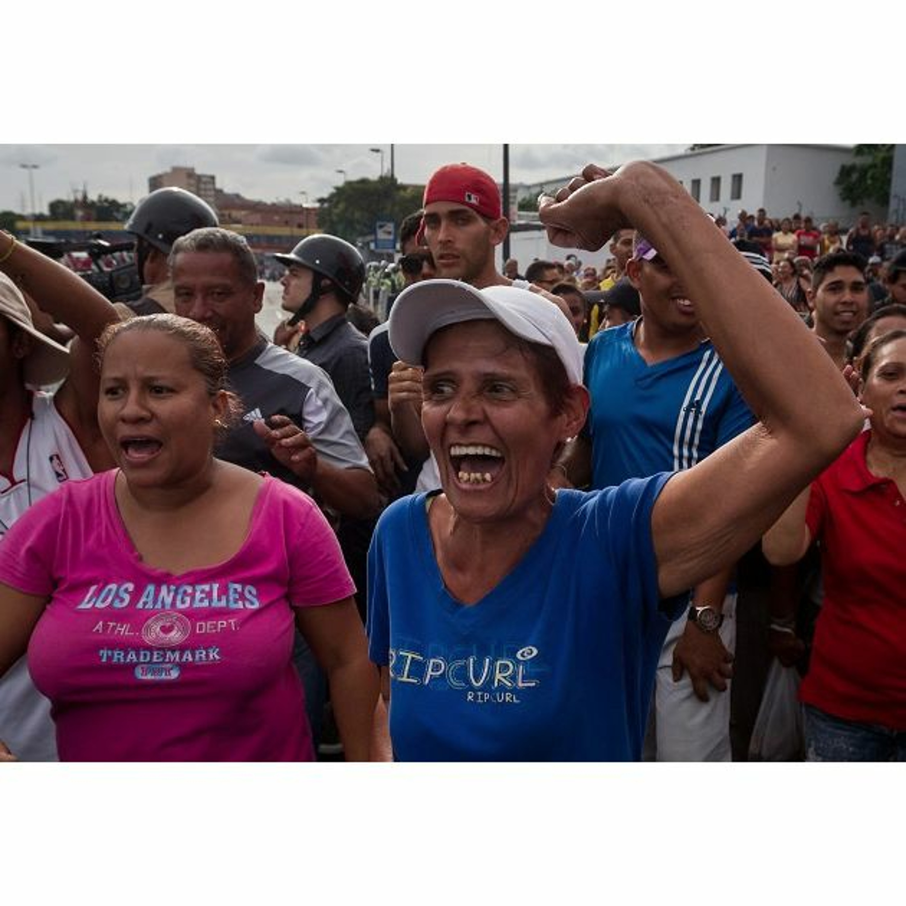 Special: Crisis in Venezuela; the Peace Process in Colombia; and Brazillionaires (LP7152016) episode artwork