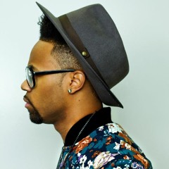 Devvon Terrell X Futuristic - Needed Me (Remix)