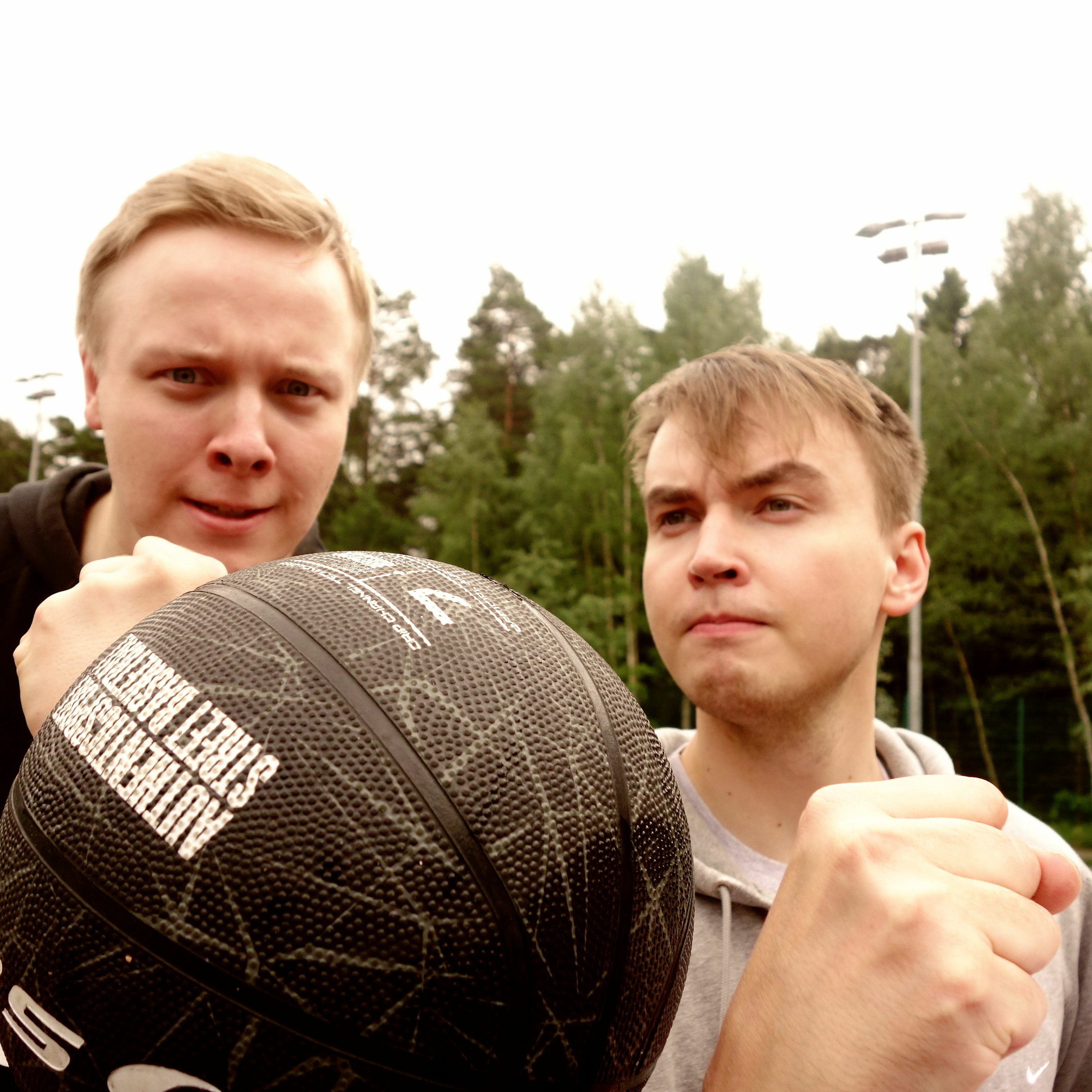 NÄKÖKULMIA KAUPUNKIIN:: Kaupunginosaradio  18.7.2016 - Helsingin Lähiradio 100,3 MHz. episode artwork