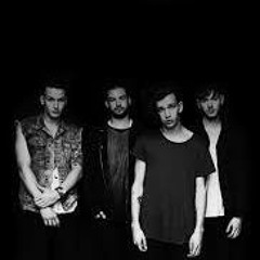 The 1975- Loving Someone (Lyrics)2