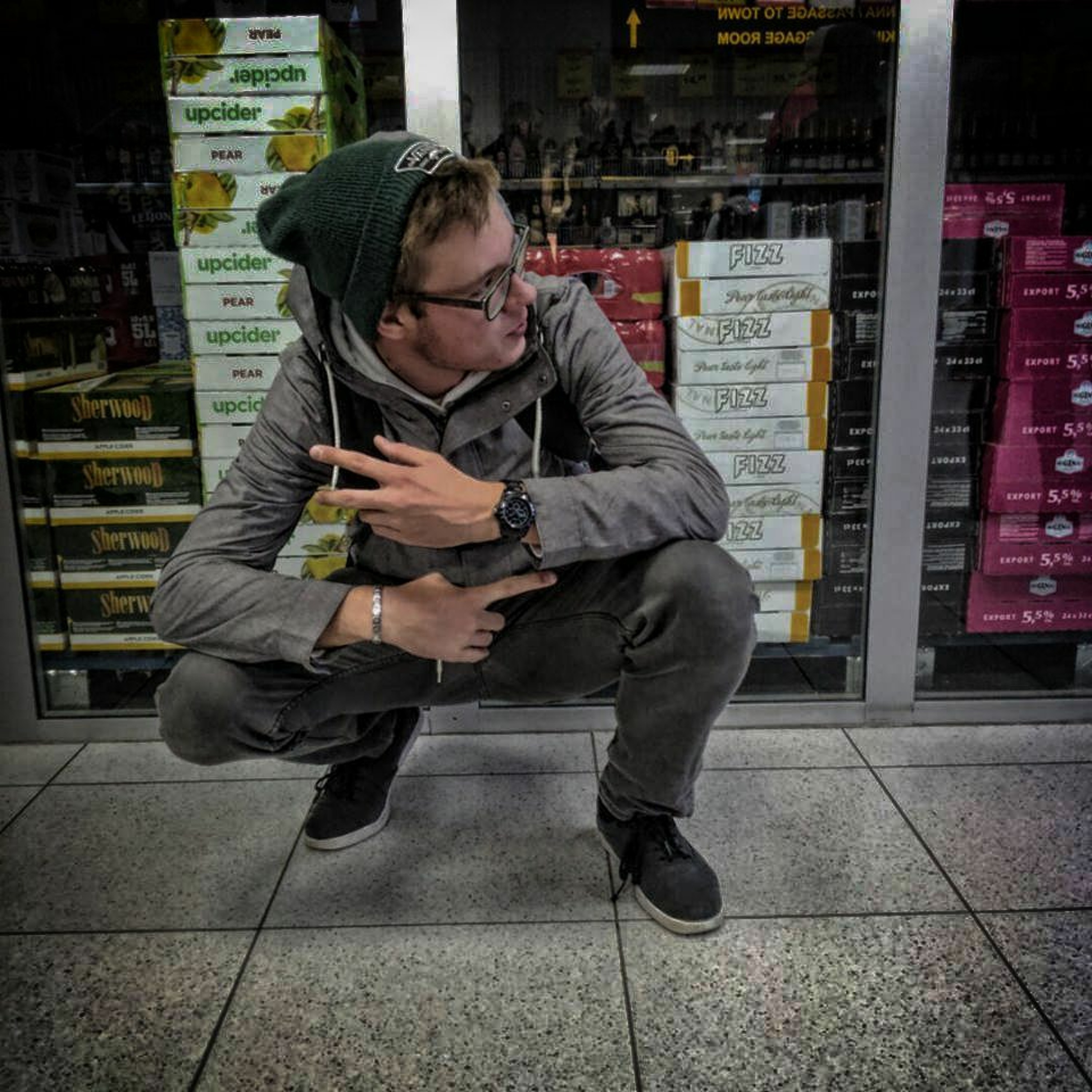 RAP & RUDILLO:  Suomi heinäkuussa 15.7.2016 - Helsingin Lähiradio 100,3 MHz.