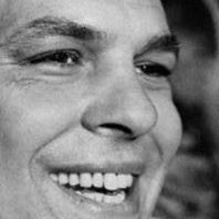 علي سلامه - علي باب سفارة كندا