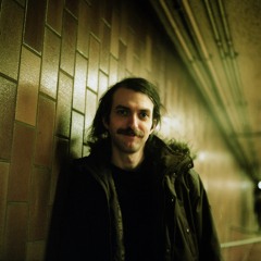 Liam Betson :: The Comedians