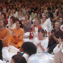 New Yogateacher chant the mantra Sachara Chara