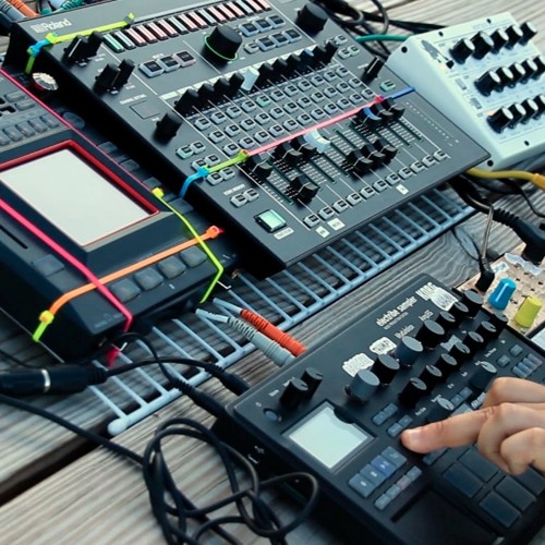 Stream 20 Layer Cake [Synth Giveaway] by Anonymous Animal Listen