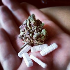 Xanax & Blunts (Prod idkcletu$)