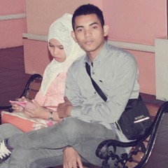 berpisah di penghujung jalan