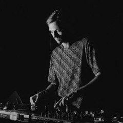 Steffen Deux | Warming Up