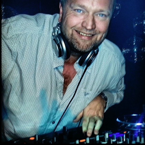 TURBULENTIE | GUESTMIX JULY22ND | PETER VAN LEEUWEN |