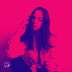 Rohia (Ariana Grande - Honeymoon Ave edit)