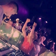 tmhnz @ Elfer Club | Loop 27072016