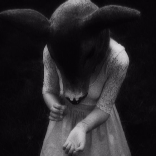 FUN∃RᐃL ‡ FLØW∃RS - V OGNΞ ΔGONIİ