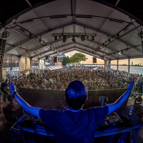 Ferry Tayle Live At FSOE Island (02 - 07 - 2016 / New York)