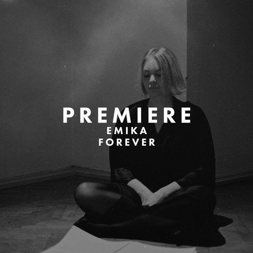 Premiere: Emika - Forever