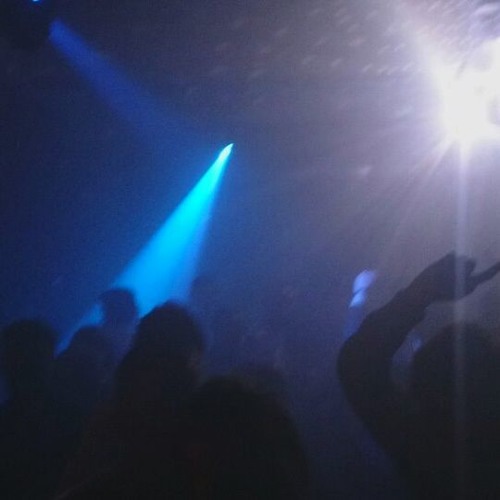 Kyle Thomson - House