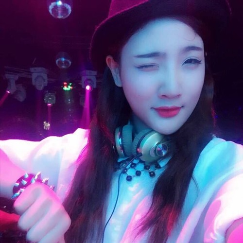 Ziu'- Trang Bi the mixtape