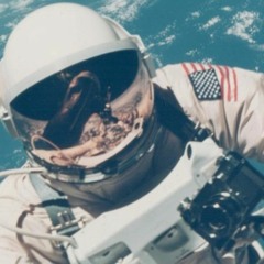 MNDSGN. - LOOK AT YOUR FACE (KNGPSHMX)