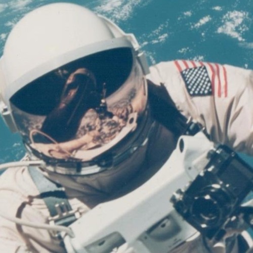 MNDSGN. - LOOK AT YOUR FACE (KNGPSHMX)