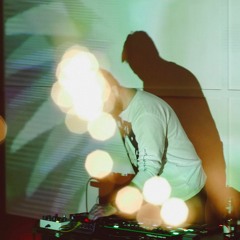 Hence Therefore Live in the studio with THUMP on FBi Click