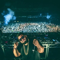 Showtek - The World Is Mine Vs Carnage and junkie kid- The Sound (Jay Tru bootleg)