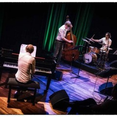 Gogo Penguin - One Percent (Final Exam Frank Wintermans)