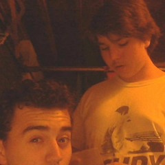 Knockin' On Heavens Door Guns n' Roses instrumental cover. (COSMICH)