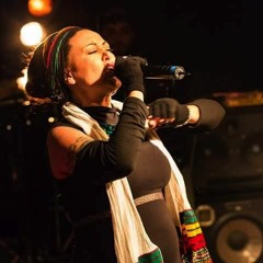 RastaLady - E La Luna Bussò