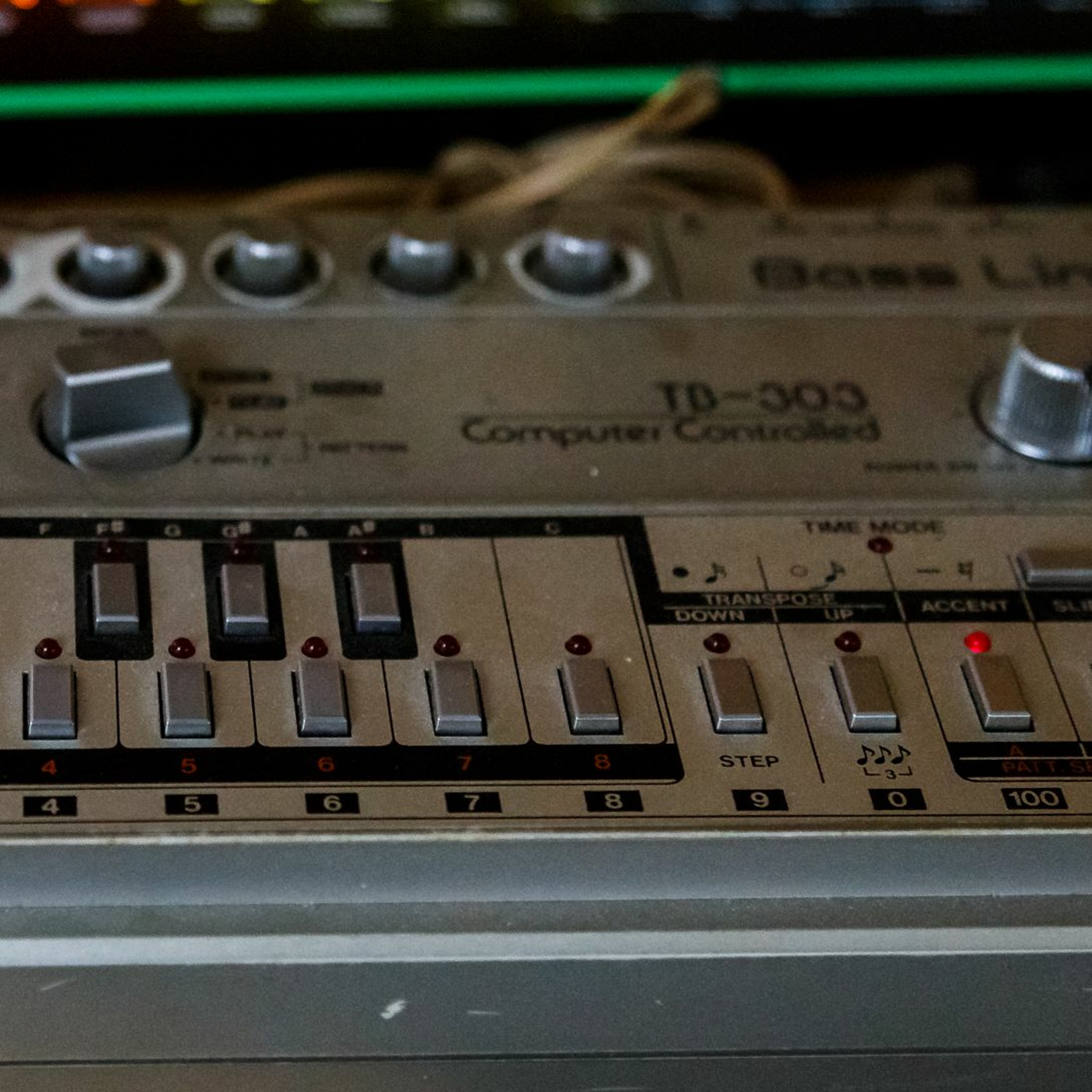 ST-303