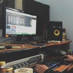 Đừng bên anh - Hàn Bảo Quân