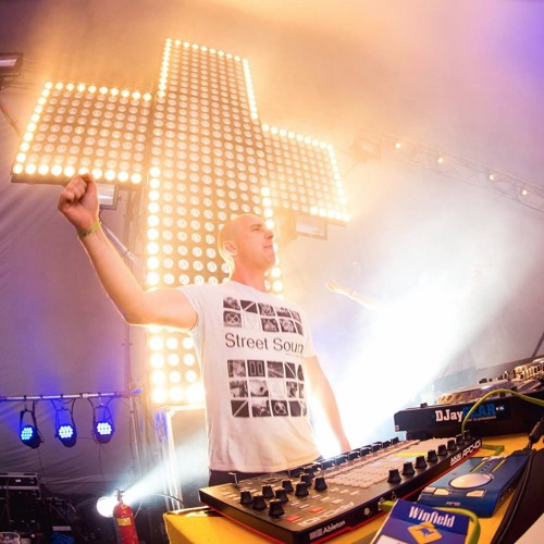 Le Bask - Defqon 1 - Yellow Stage - 2016