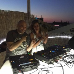 Chilling@Sonnenscheinetage - Cologne By TroubleMaker & T - Bee