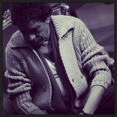 Mohamed Mounir - Etkalmy (Official Audio)  محمد منير - اتكلمي