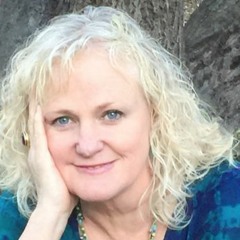 Your  Body's Fiber-Optic Fascia with Ronelle Wood