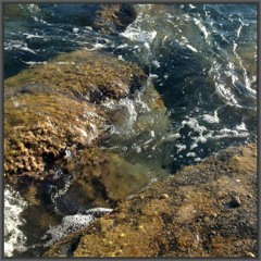 2015-08-28 San Lorenzo al Mare - At the head of the groyne, under water, then above the surface