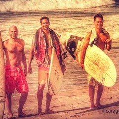 Mr. Fox @ Glow Festival, Vermont - via Nicaragua + Maresias [Brazil] ;)