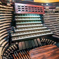 Sound Of Music - Barbara Fesmire playing the Midmer-Losh pipe organ in Boardwalk Hall