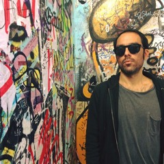 Vinyl Only_003 podcast by Robbie Akbal