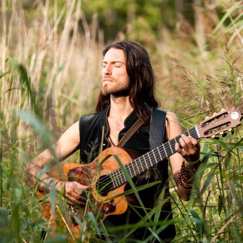 Stream Estas Tonne - The Song Of The Golden Dragon by Lautaro Farrulla |  Listen online for free on SoundCloud