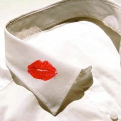 Lipstick on yo collar