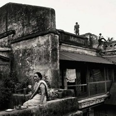 নগরে এখন ভালোবাসার অভাব