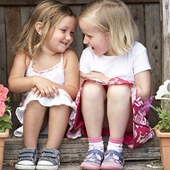 "Lass die Kinder Kinder sein"