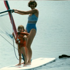 Super Women Episode 5 - Jessie's mom (Ginny MacColl)