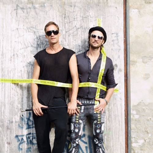 Premiere: M.A.N.D.Y. "Jupiter"